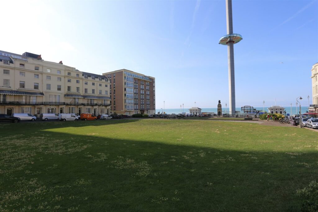 Regency Square, Brighton