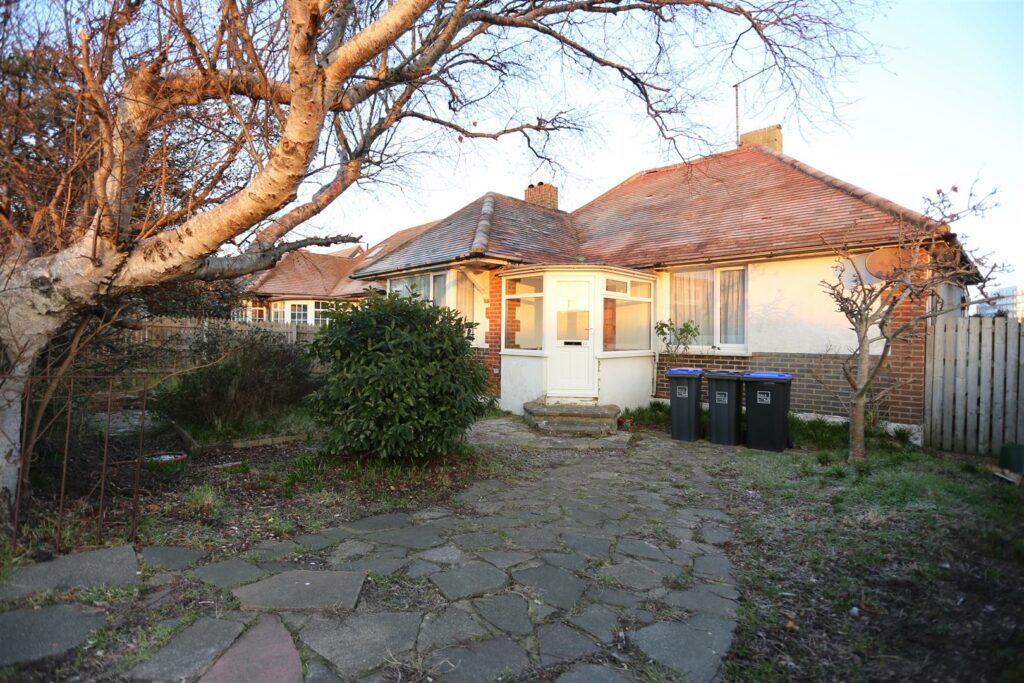 Riverside Road, Shoreham