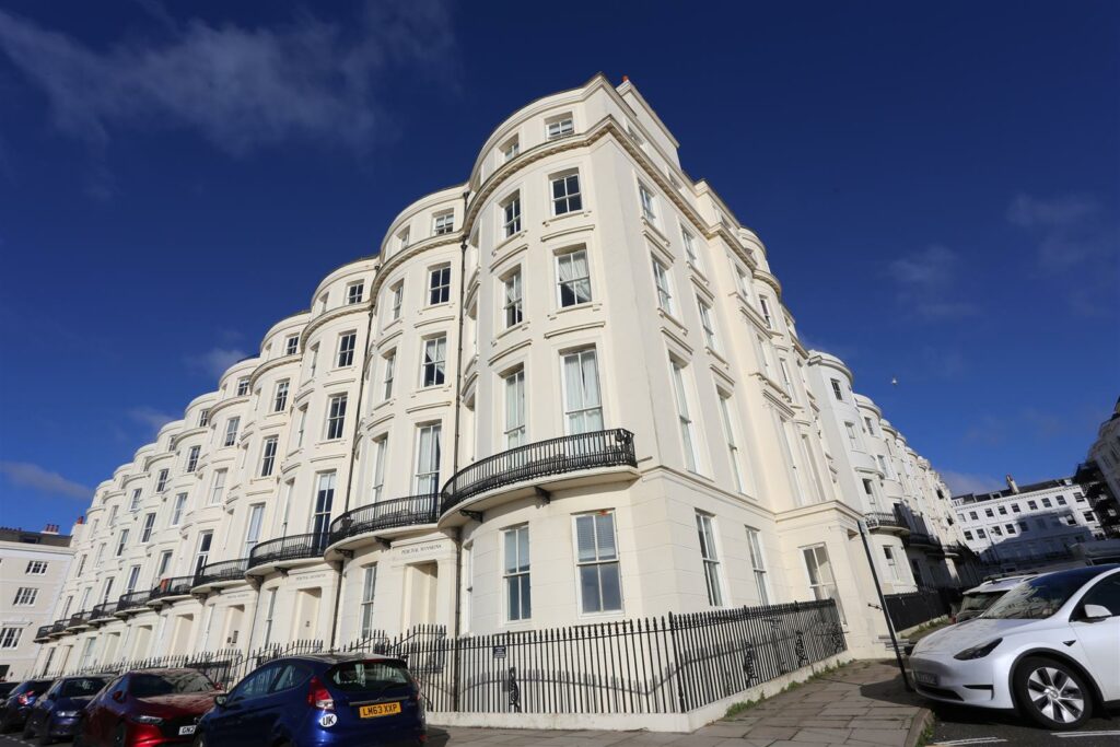 Percival Mansions, Percival Terrace